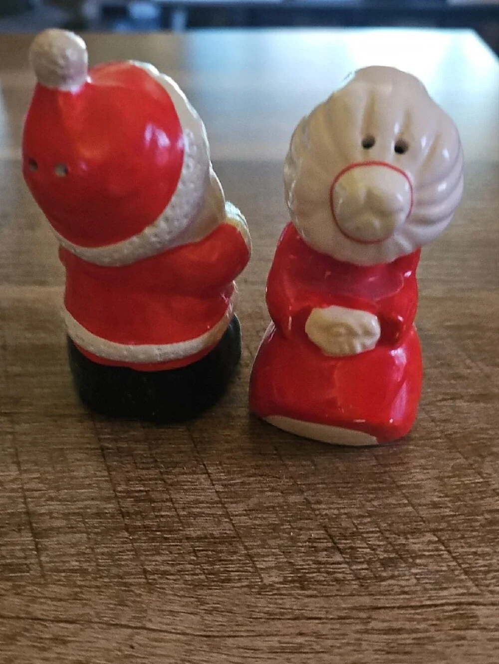 Vintage Ceramic Kissing Santa and Mrs. Claus Salt & Pepper Shakers Set